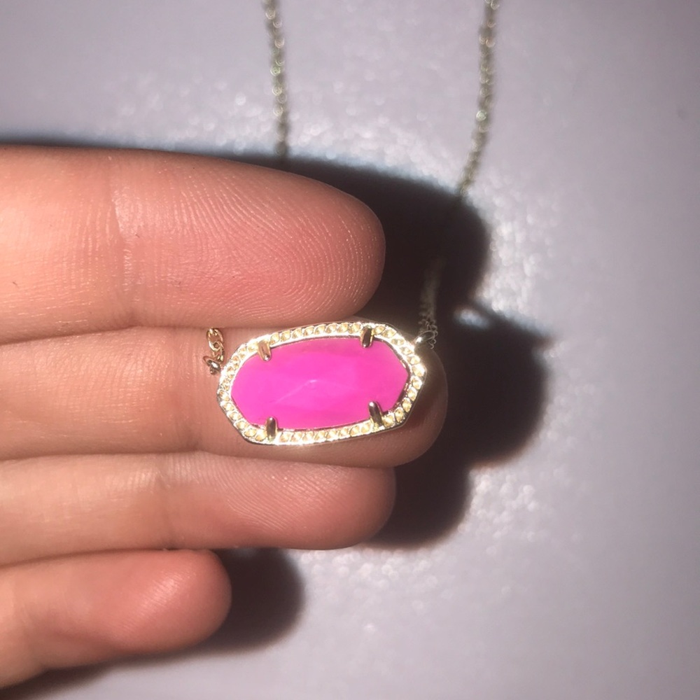 Barley worn Kendra scott necklace